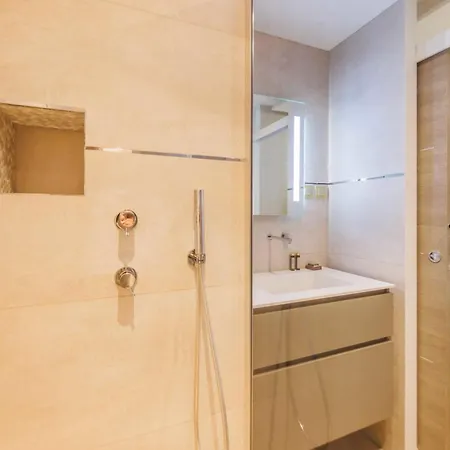 Apartment Authentic - 3br-8p - La Paris